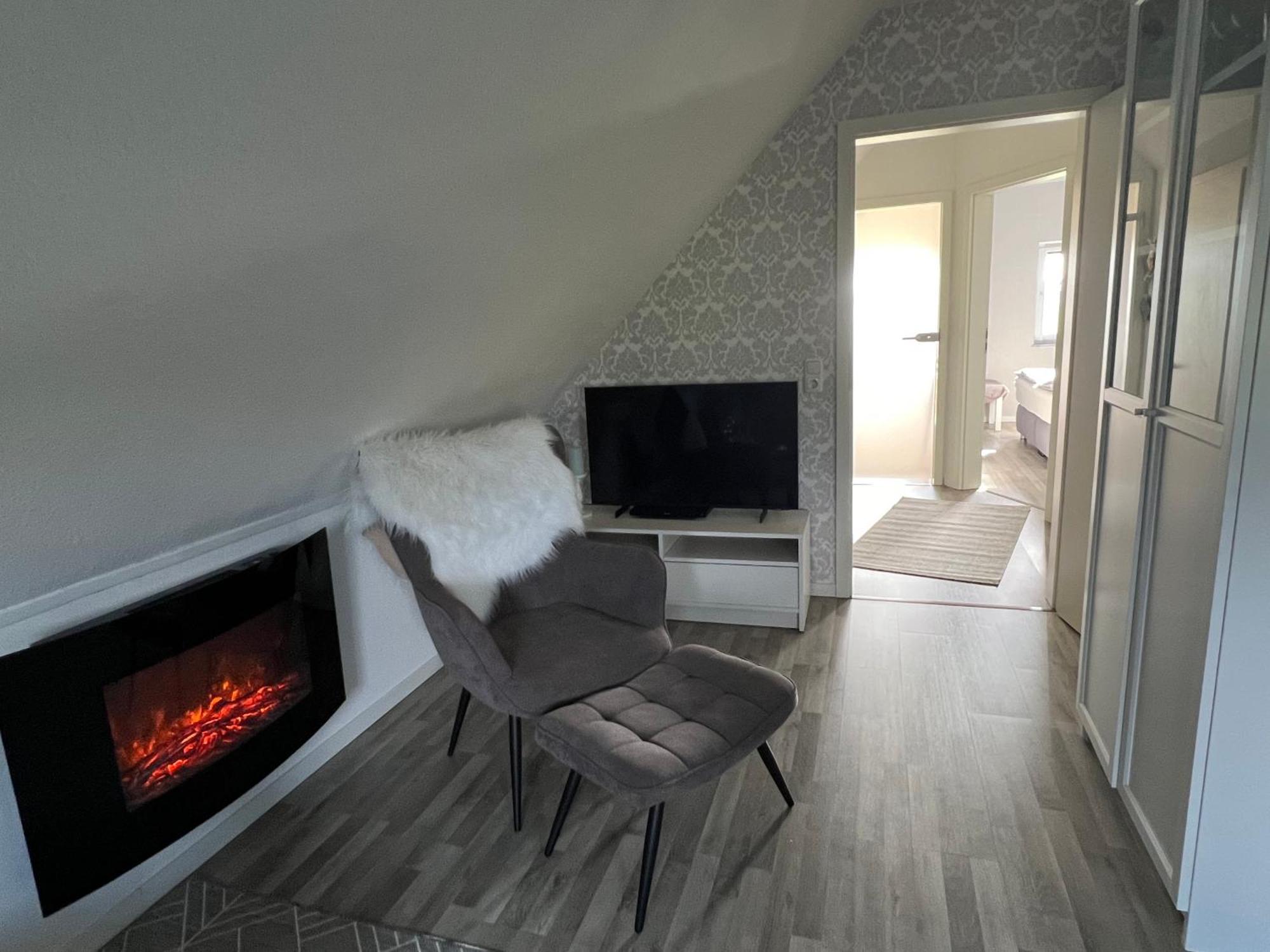 Ferienwohnung Haus Moorblick Mit Garten In Kanallage Wiesmoor Exterior foto
